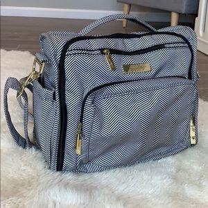 Jujube BFF like new diaper bag.